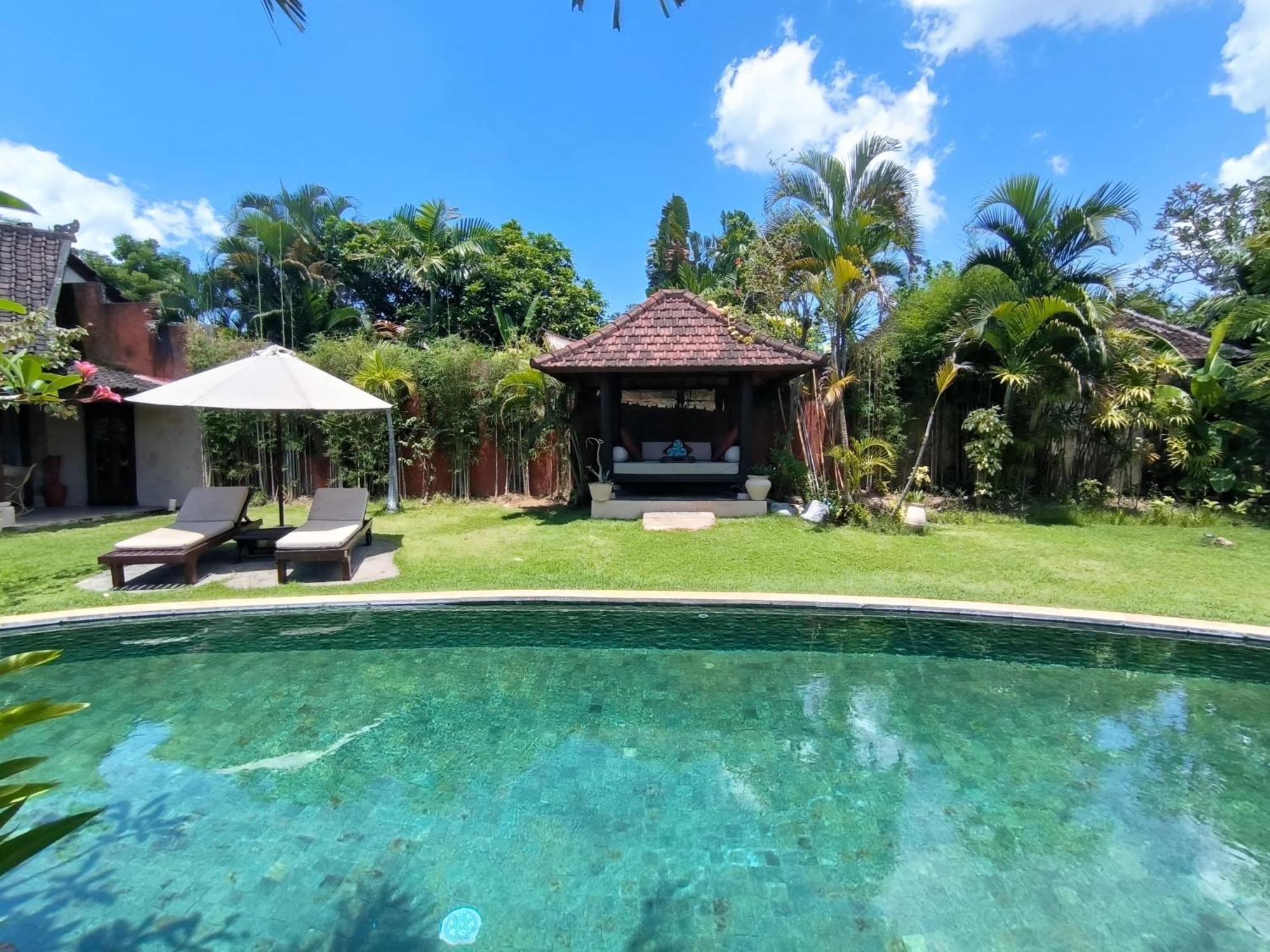 Villa Plawa Asri 세미냑 외부 사진